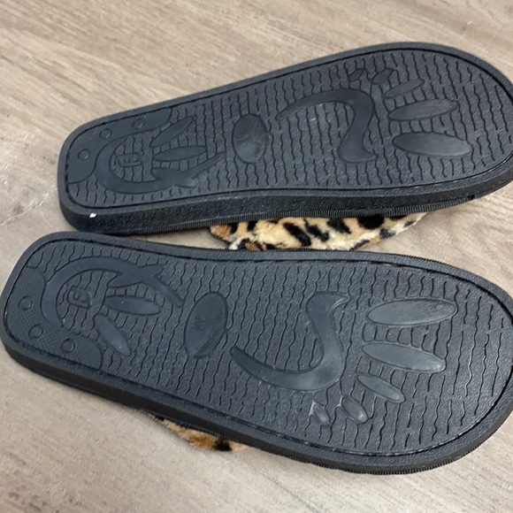 PLUSH Leopard Cheetah Print Slippers Thongs M - Picture 2 of 4